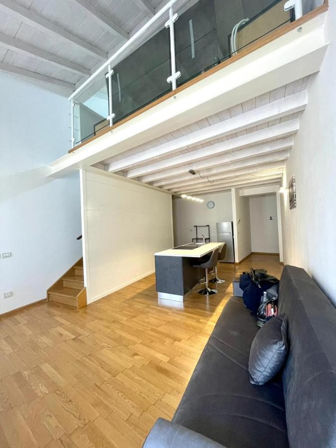 Апартаменты Residenze Umberto I Мантуя Экстерьер фото