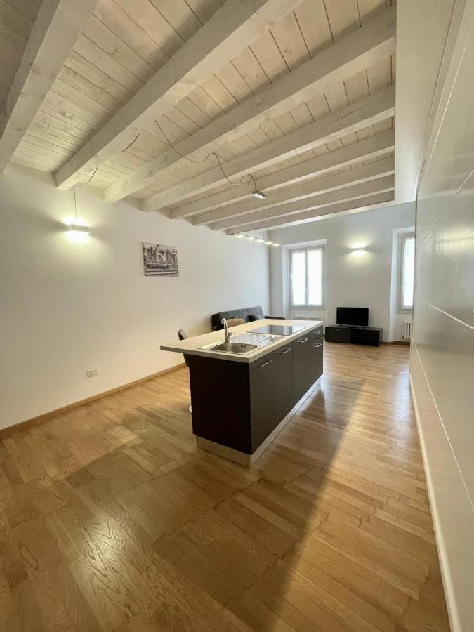 Апартаменты Residenze Umberto I Мантуя Экстерьер фото