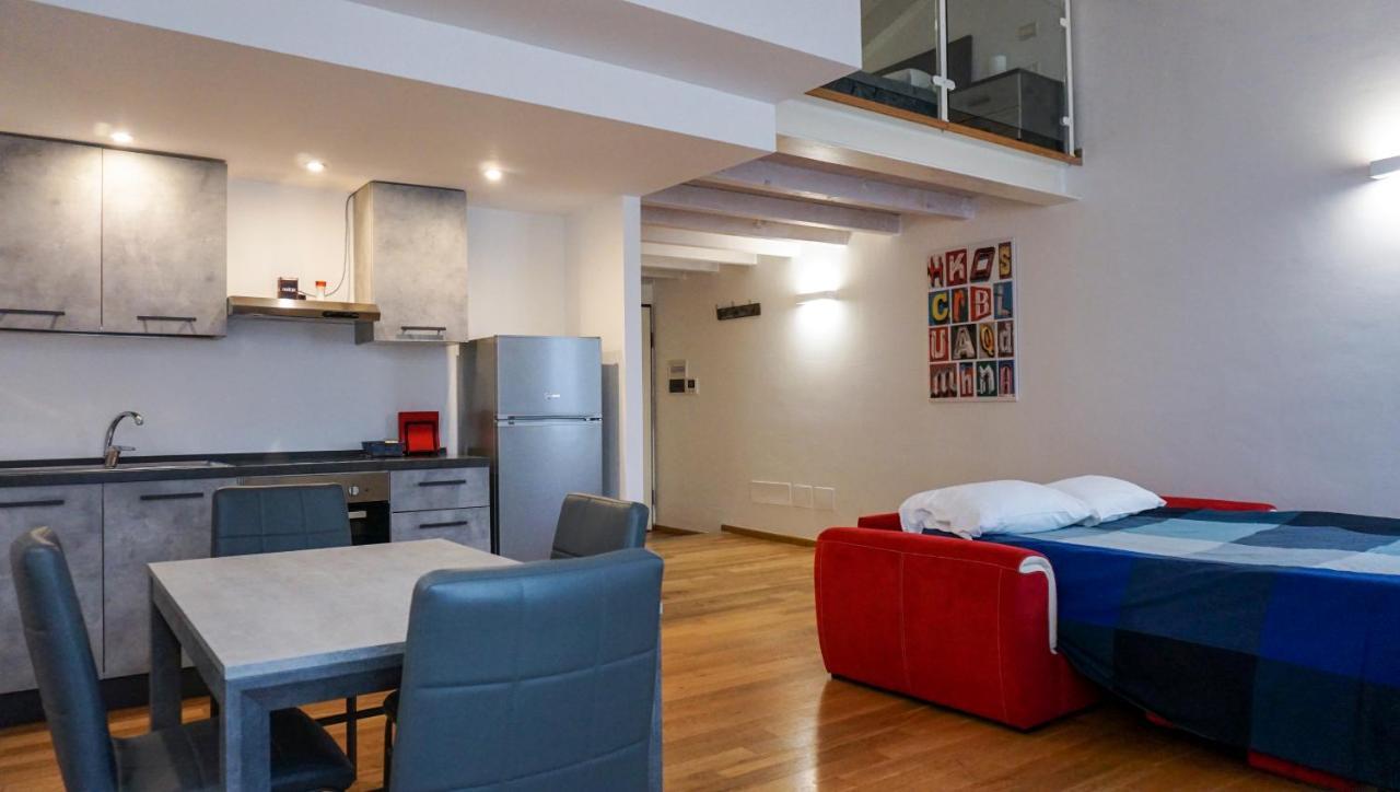 Апартаменты Residenze Umberto I Мантуя Экстерьер фото