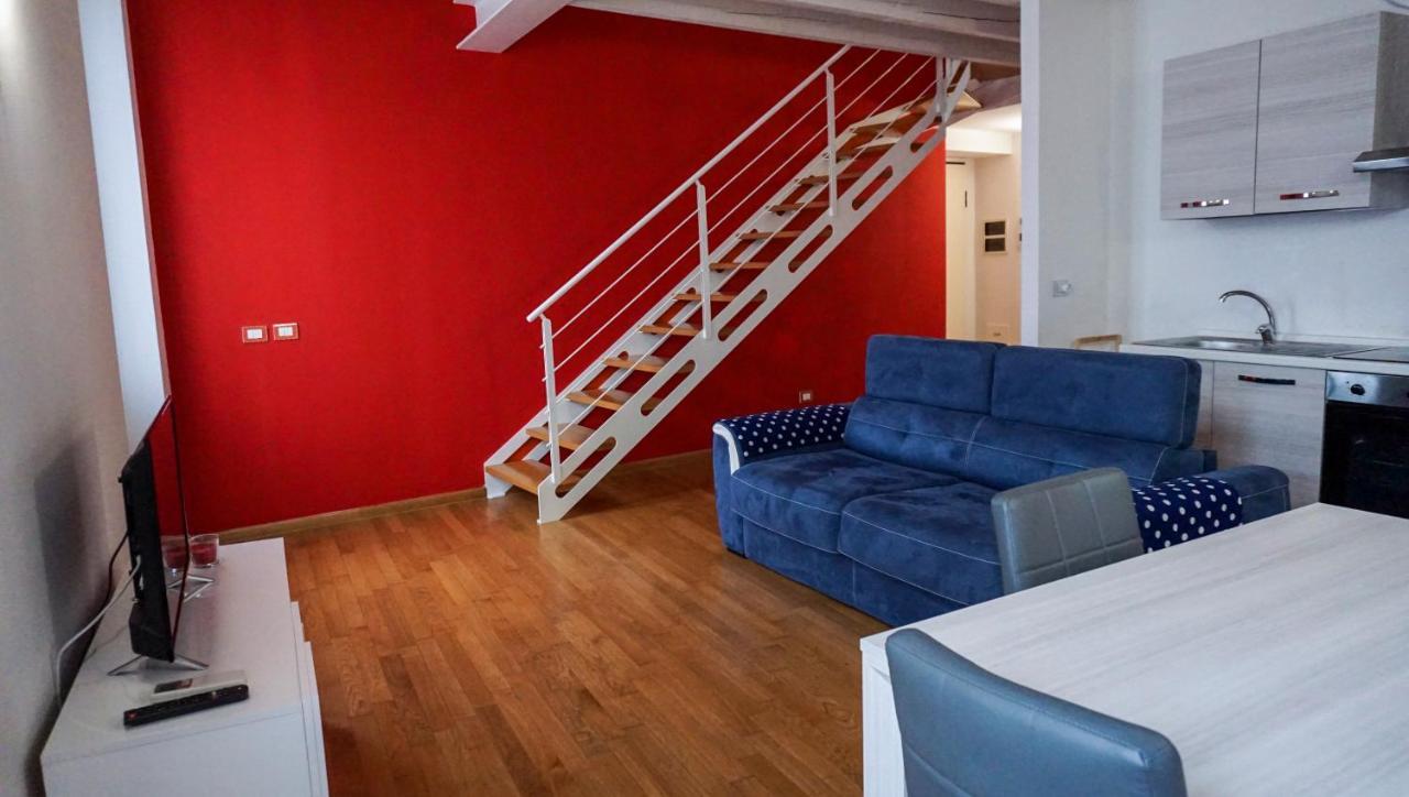 Апартаменты Residenze Umberto I Мантуя Экстерьер фото